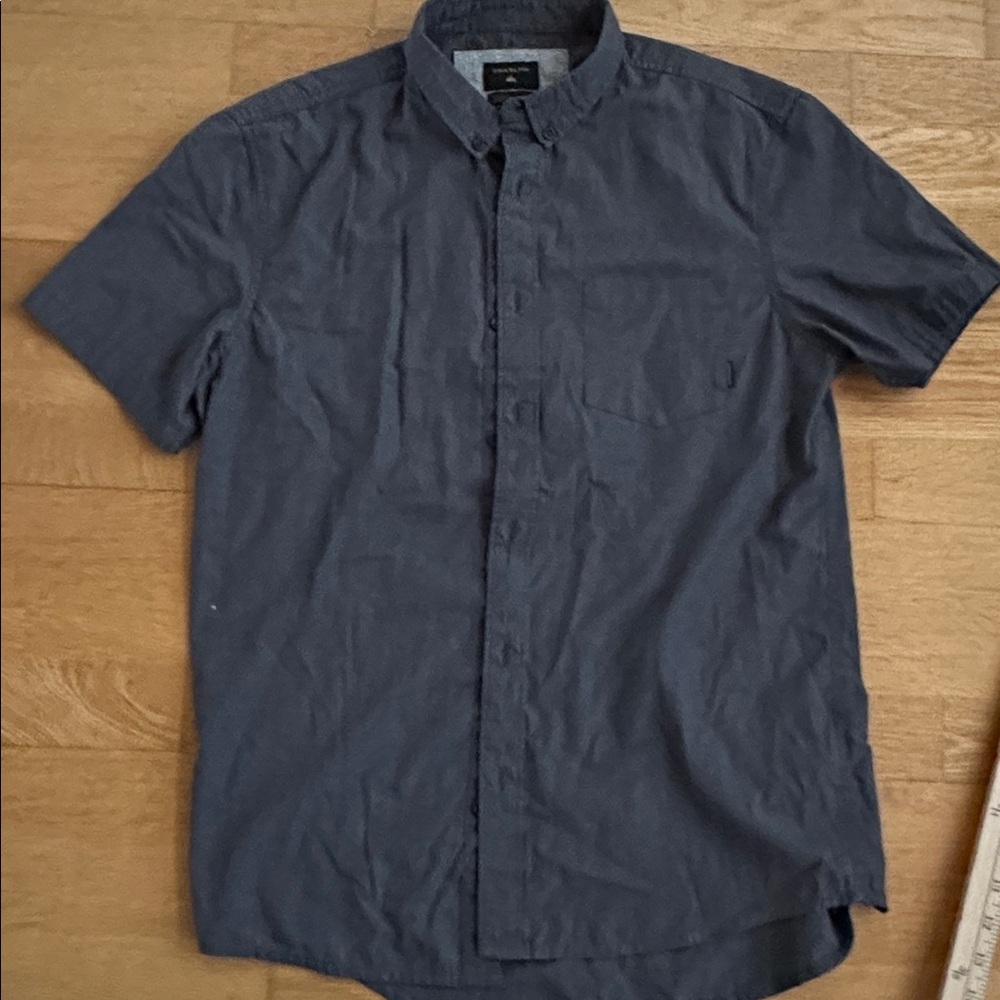Quicksilver Men's Short Sleeve Button-Up Shirt